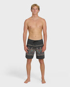 73 Pro 18 Boardshorts - Black